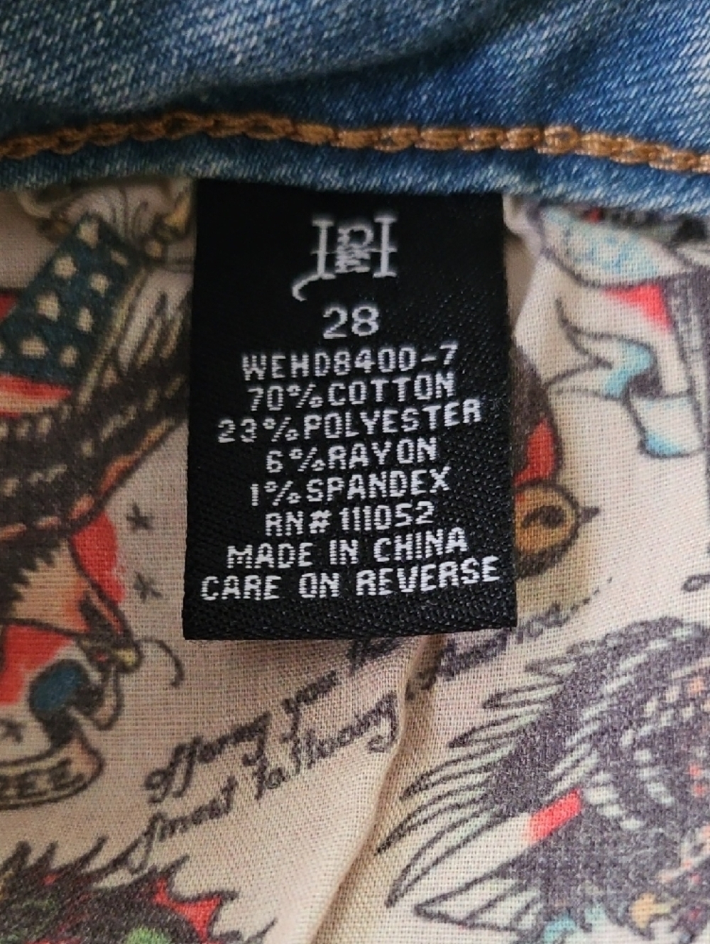 Ed Hardy Hearts and Wings- Bikercore Tall Boot Cut Jeans- Size 28 - Picture 9 of 9